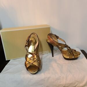Michael Michael Kors Gold Heels